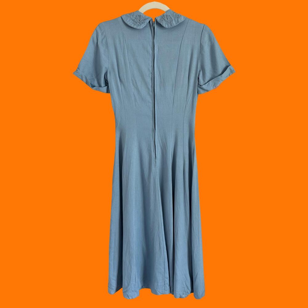 50's 60's vintage dainty blue retro coquette embroidered a-line dress Size 11 - Picture 4 of 8